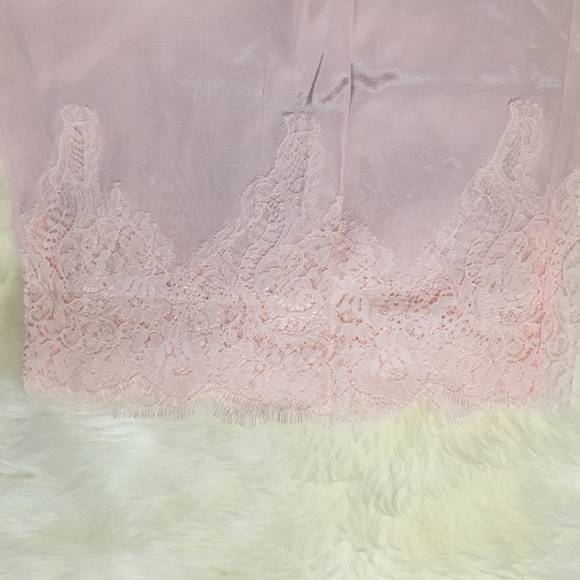 Last S Pair. VS Lightweight Silky Lace Pant Pink - Picture 15 of 16